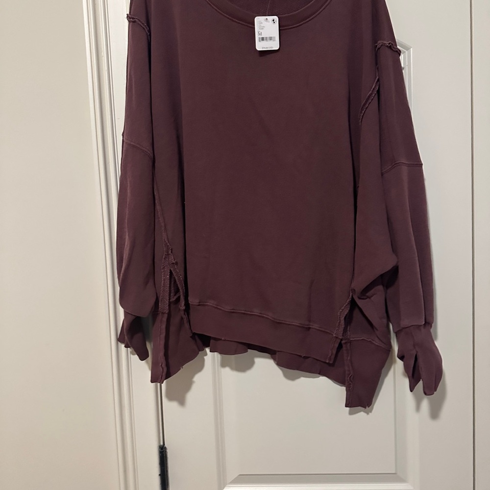 NWT CAMDEN FREE PEOPLE Brandywine
OVERSIZED PULLOVER Sweatshirt We the Free